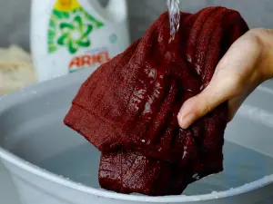 How to Wash Red Clothes