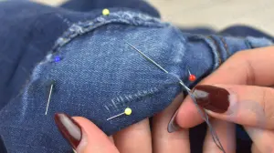Comment réparer les trous aux cuisses dans les jeans