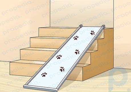 Paso 1 Compre una rampa liviana para escaleras interiores o exteriores.
