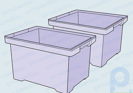 Étape 3 Utilisez des boîtes ou des bacs pour organiser les vêtements.