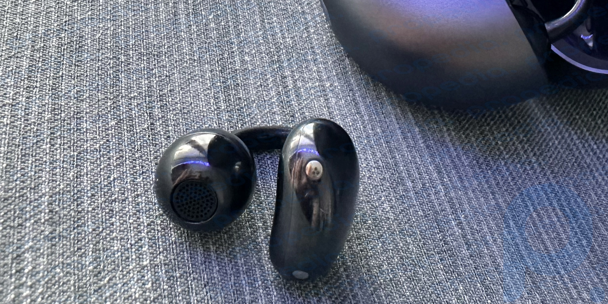 Huawei FreeClip headphones