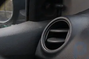 Comment nettoyer les bouches d'aération d'une voiture