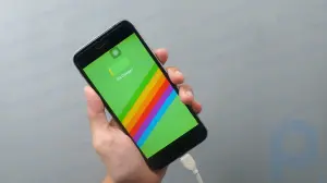 Cómo limpiar la punta del cargador de un iPhone (limpiar el cable Lightning)