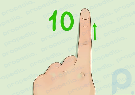 Paso 1 Indica 10 poniendo solo tu dedo índice izquierdo sobre la mesa.
