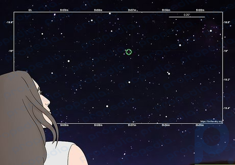 Adım 3 Kuyruklu yıldızın gökyüzündeki tam konumunu bulmak için yıldız haritasını kullanın.