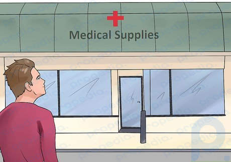 Étape 5 Procurez-vous des béquilles auprès d'une entreprise de fournitures médicales.