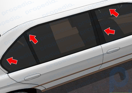 Étape 3 Assurez-vous que les portes de votre voiture sont hermétiquement fermées.